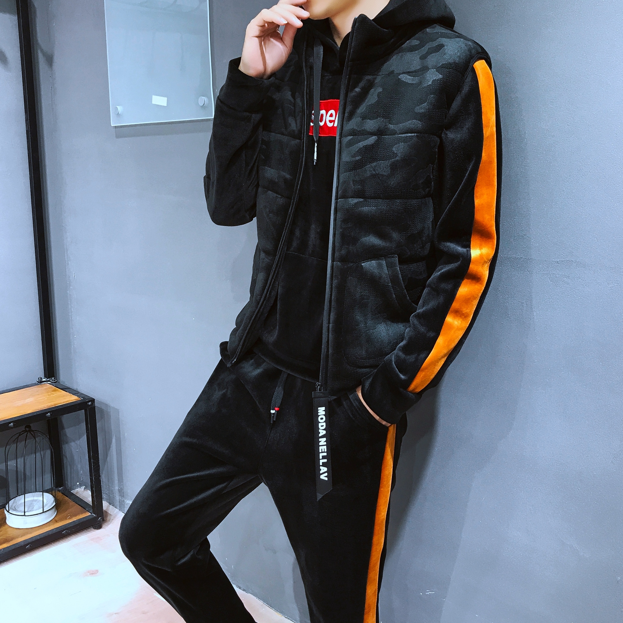 卫衣套装男秋冬季新款青少年休闲金丝绒加绒加厚运动服三件套韩版