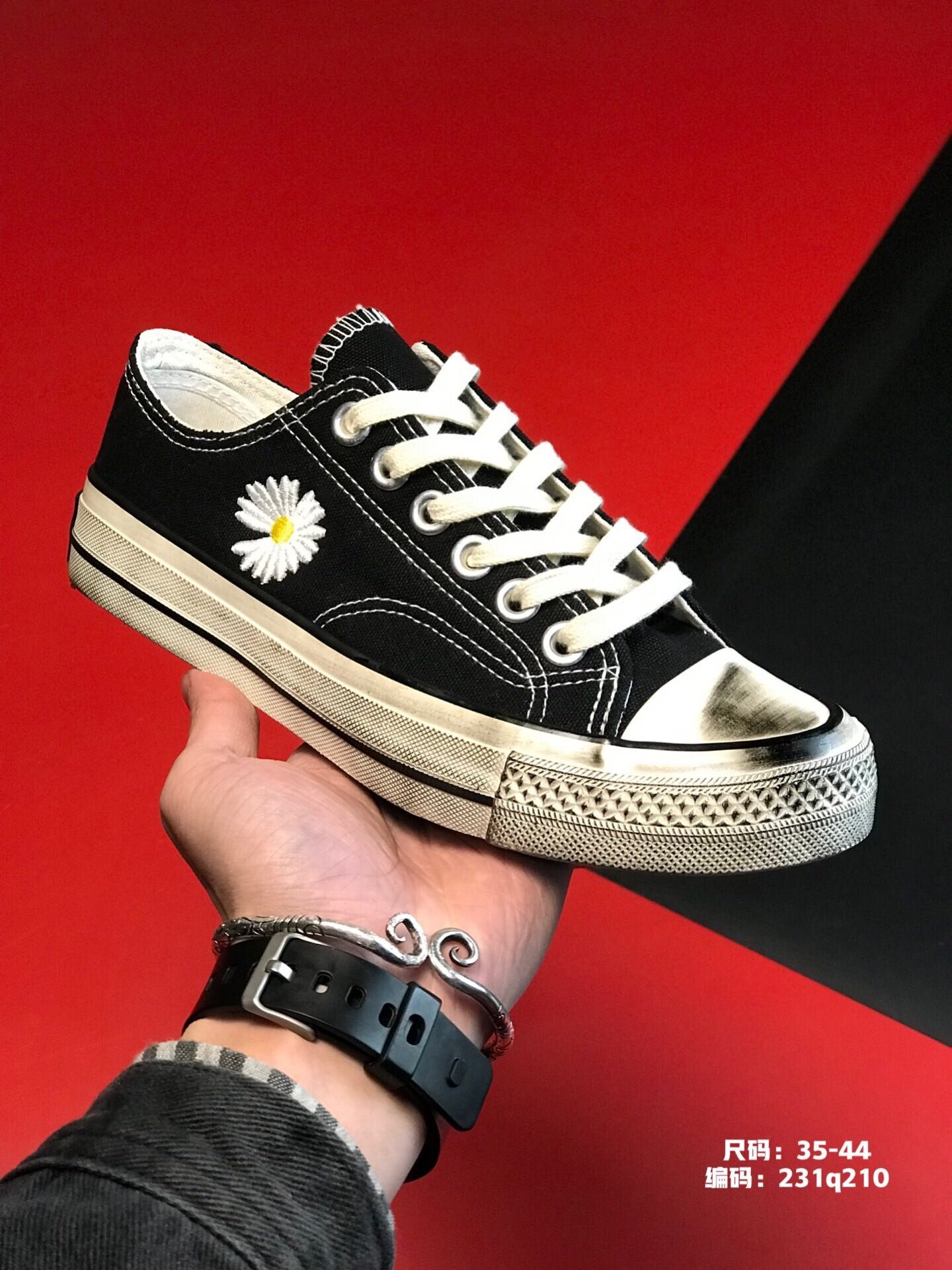 converse 耐磨帆布小雏菊刺绣 男女鞋 莆田鞋