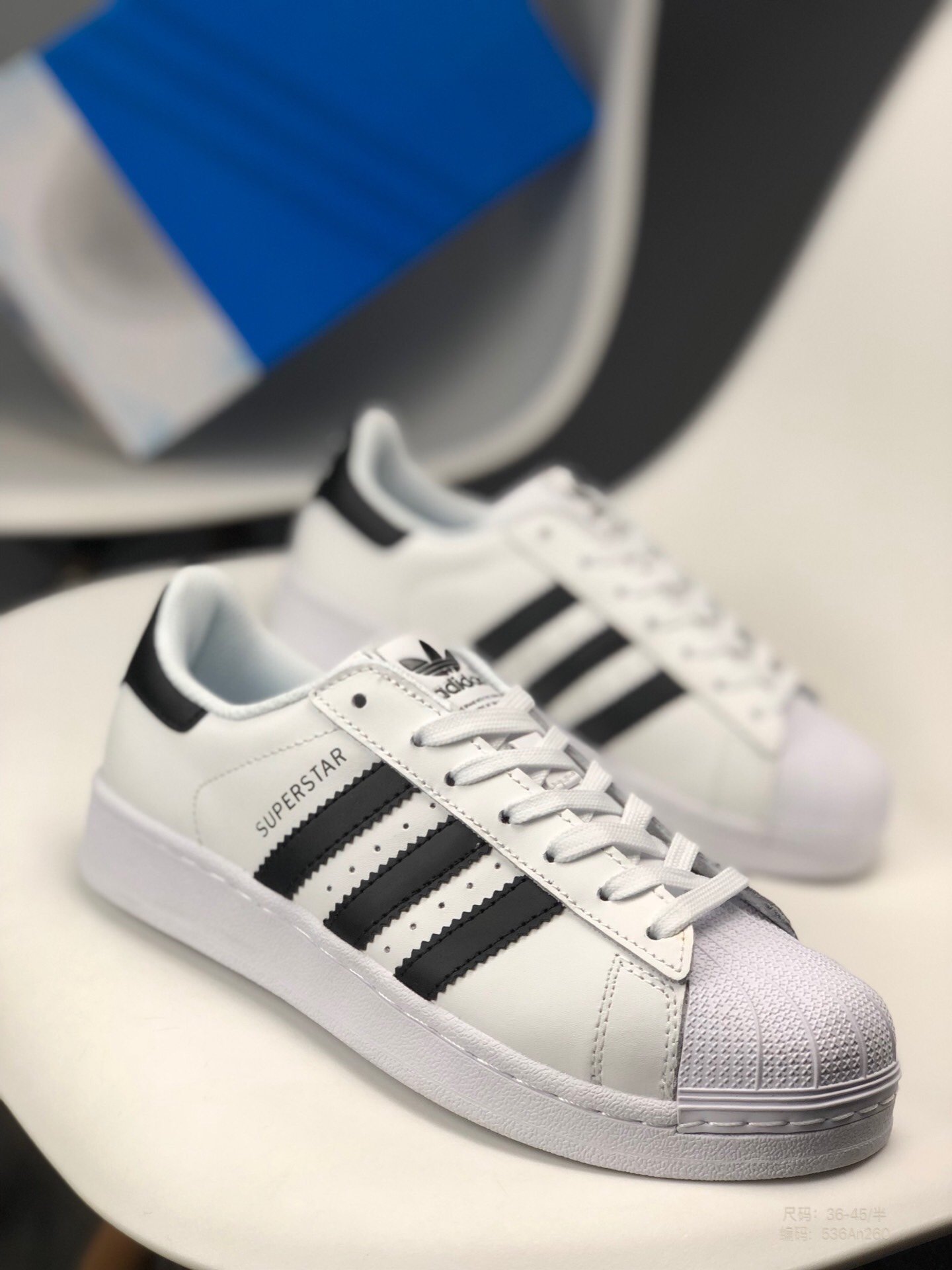 原盒真标 耐磨真二层皮 蓝底 三叶草贝壳头板鞋 莆田鞋