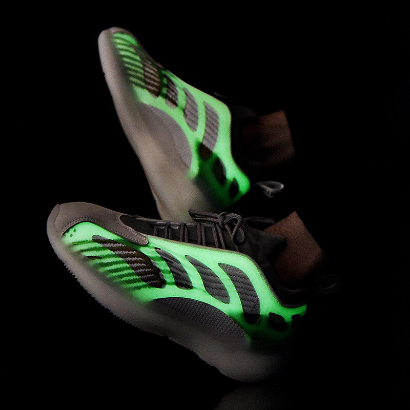 达鸿 新款真爆700v3夜光boost椰子鞋39-45码