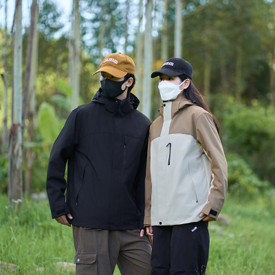 冲锋衣情侣款户外登山服加绒加厚内胆可拆卸两件套冲锋衣三合一