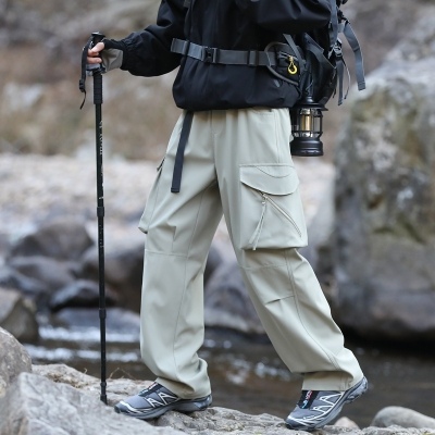 2025年春季新款男士户外登山冲锋裤休闲工装裤